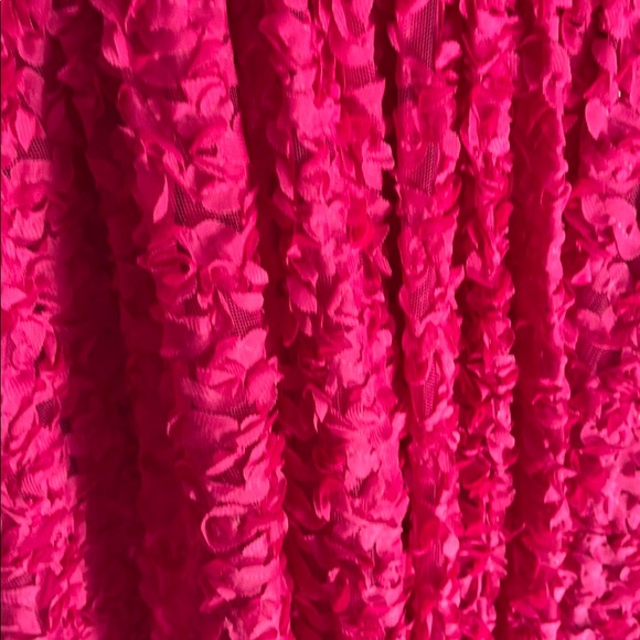 Gorgeous evening dress - Picture 3 of 5